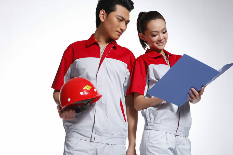 定做工作服怎樣清潔？不同的面料如何存放?