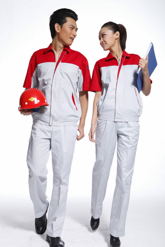 定做秋季工作服時需要注意什么?怎樣可以做的更好?